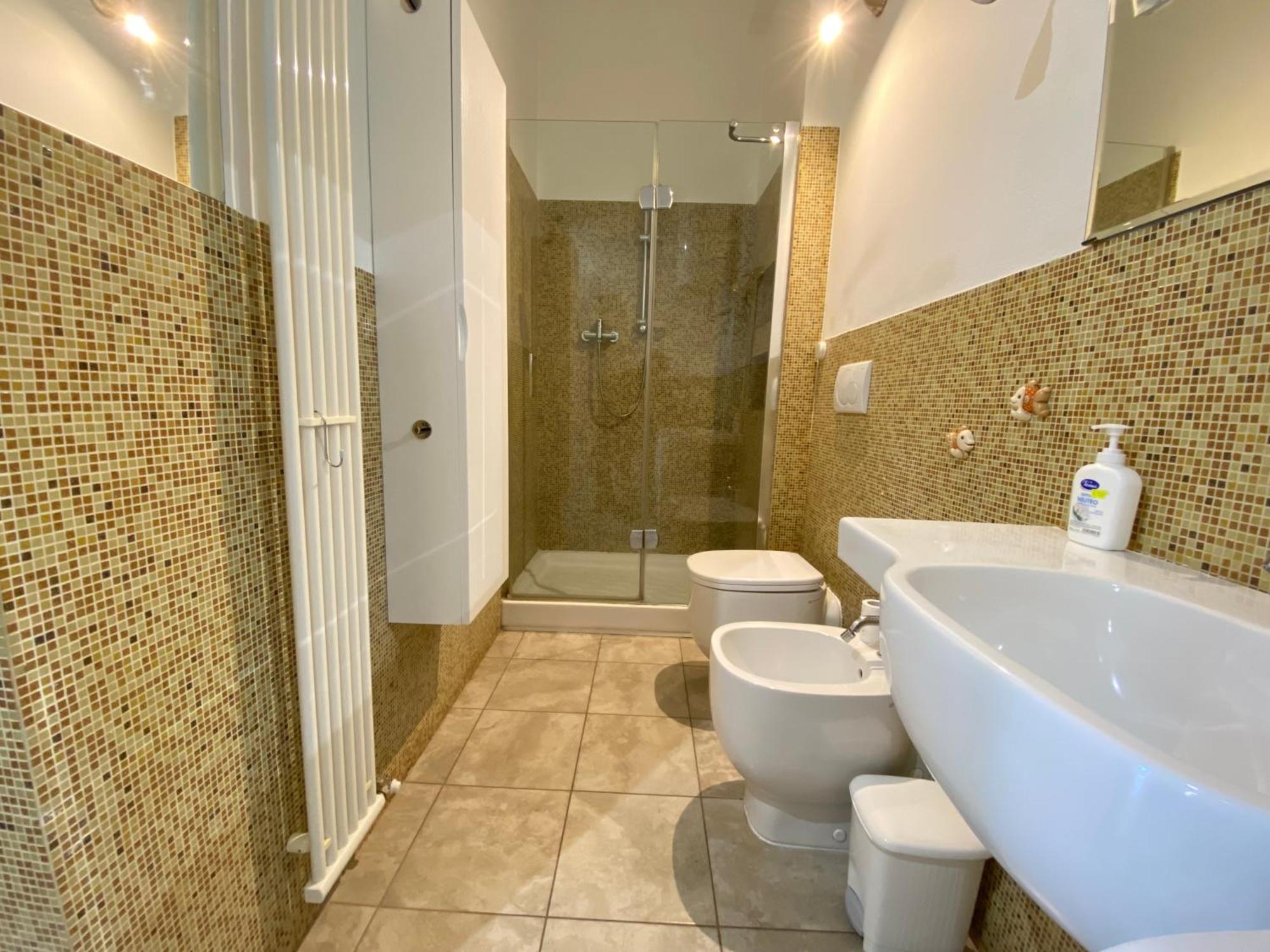Avantgard Rooms Western Station بولونيا المظهر الخارجي الصورة